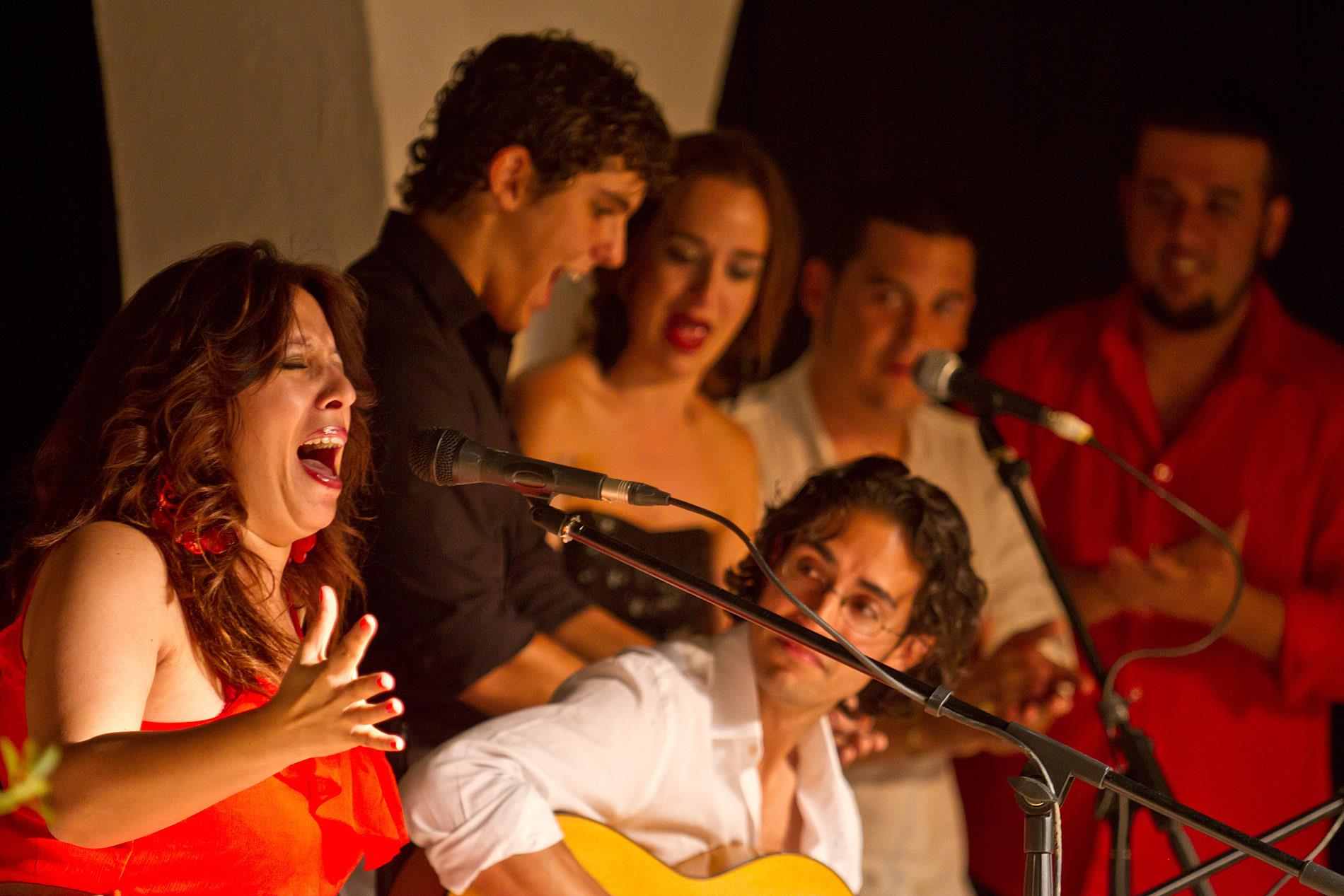 330664_306562966047714_1338456667_o_11zon